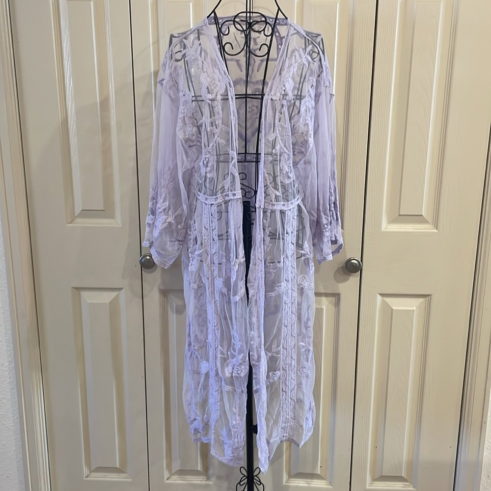 Lauren Conrad Kimono